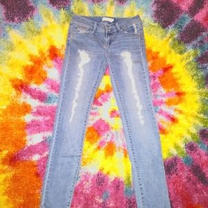 Young & Faded Distressed Jeans size 5